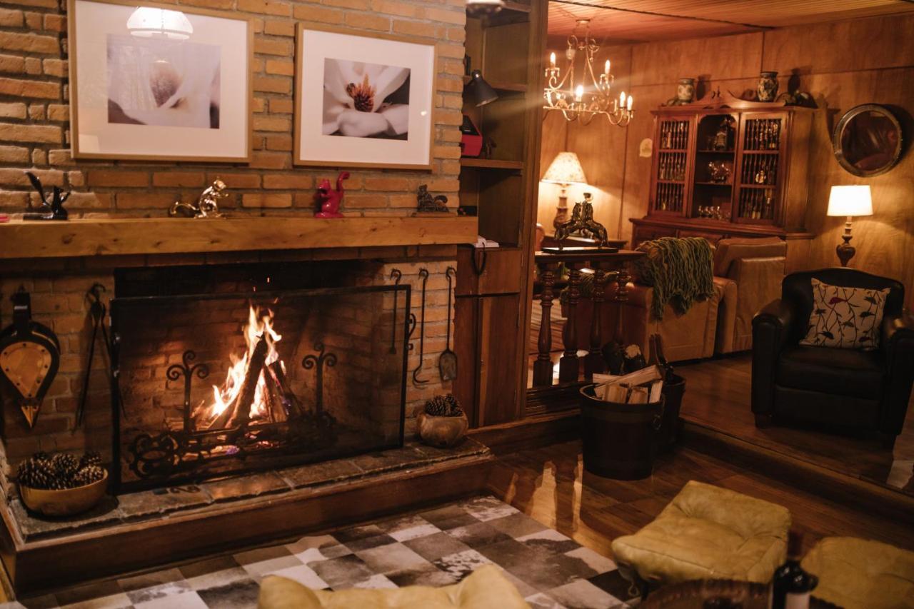 Hotel Boutique Quebra-Noz กังโปสดูจอร์เดา ภายนอก รูปภาพ