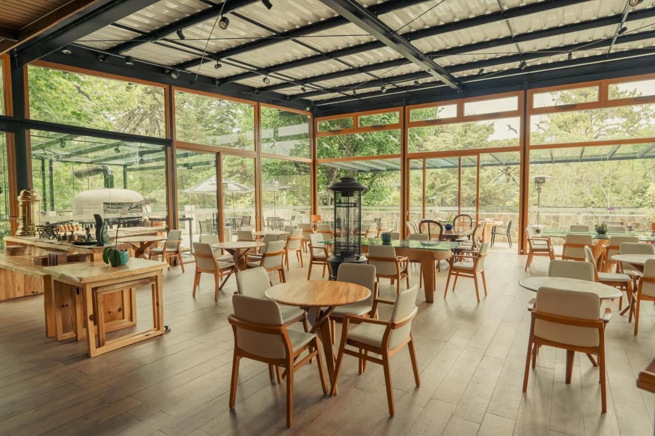 Hotel Boutique Quebra-Noz กังโปสดูจอร์เดา ภายนอก รูปภาพ